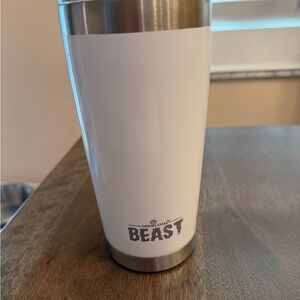 Beast Stainless Steel Travel Tumbler - White 20 Oz